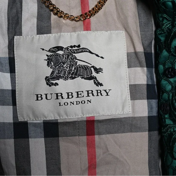Burberry Emerald Lace Trench Coat - Picture 11 of 13